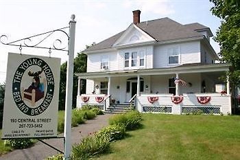 The Young House Bed And Breakfast 밀리노켓 외부 사진